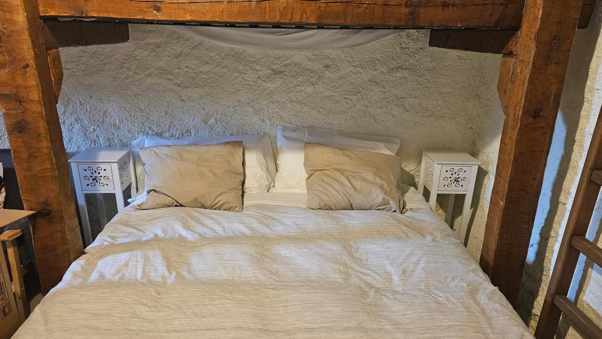 Casa Parvathi Apartment